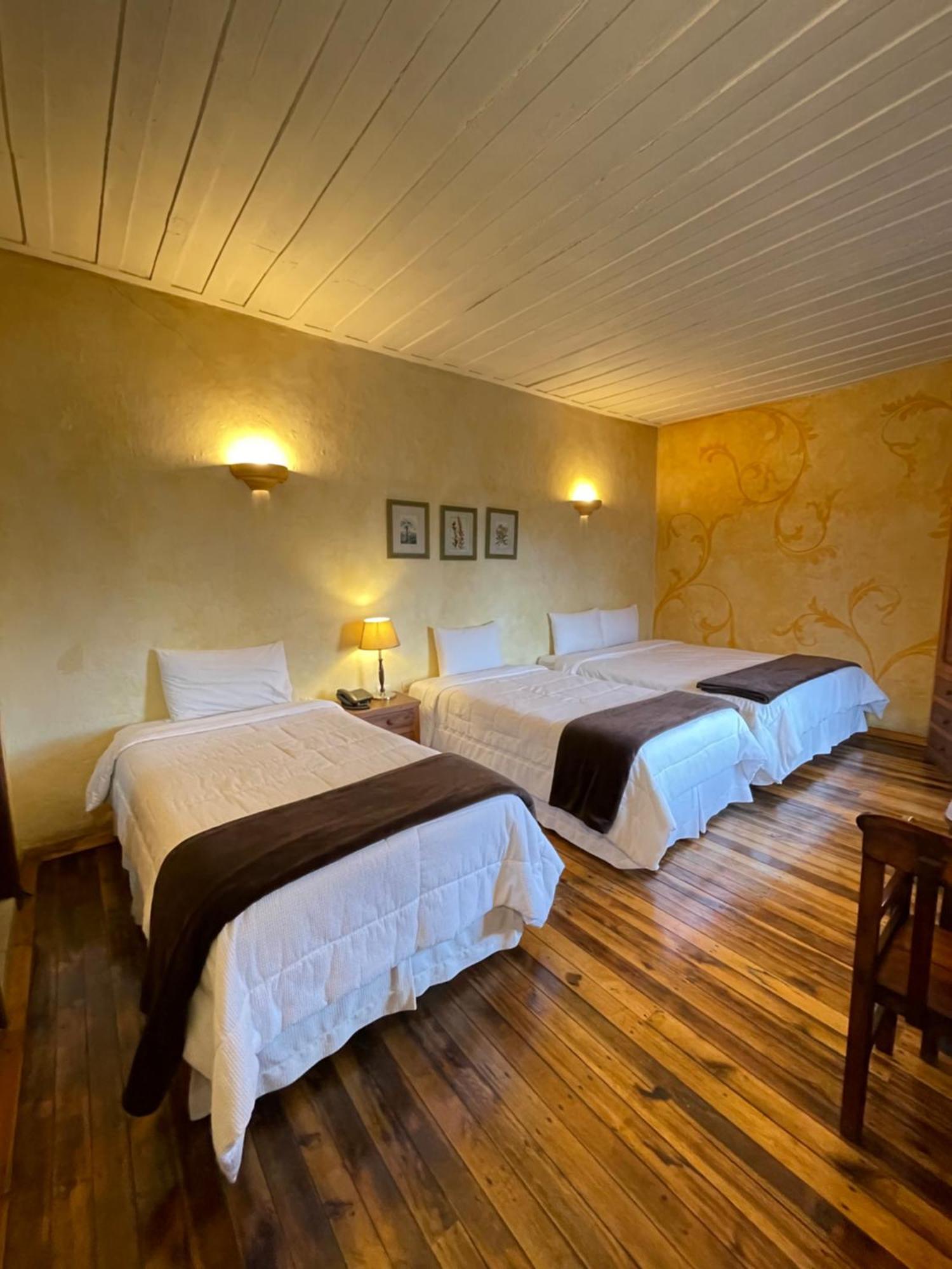 Nass Casa Del Aguila Hotel กูเอ็งกา ภายนอก รูปภาพ